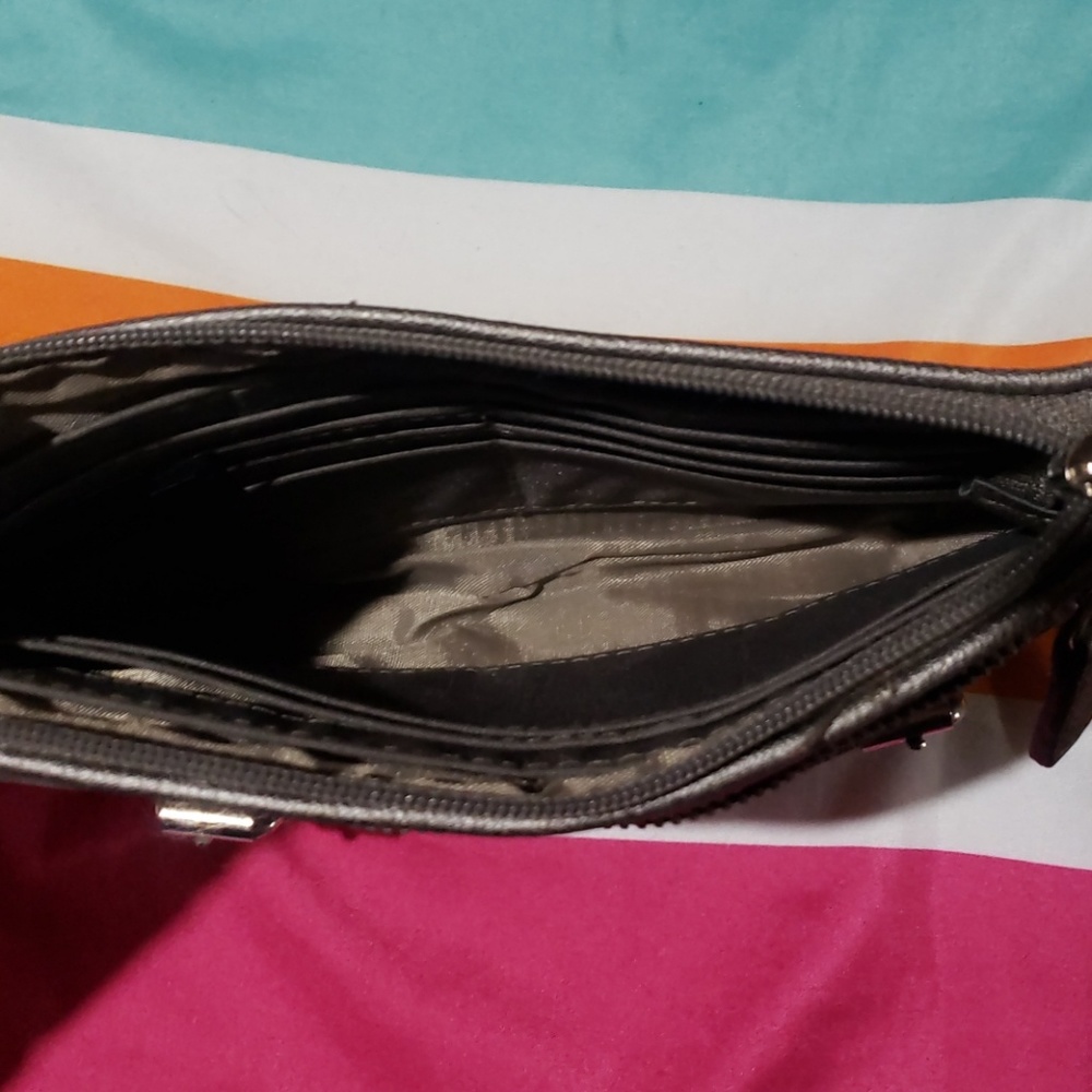 Wristlet - Picture 3 of 3